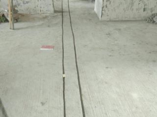 水、电管开槽施作