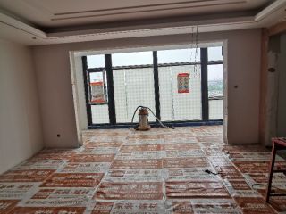 地砖铺贴及地面找平施作