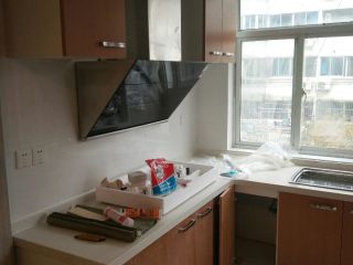 集成吊顶及橱柜柜体安装