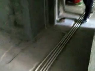 水、电管开槽施工
