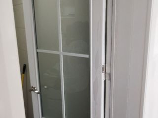 成品门及墙纸铺贴