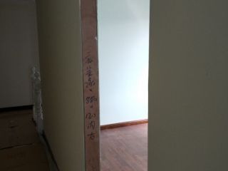 成品门及墙纸铺贴