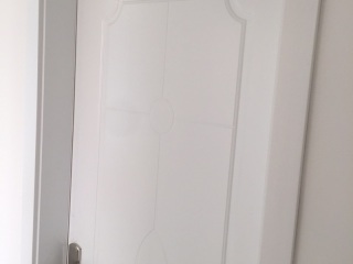 成品门及墙纸铺贴