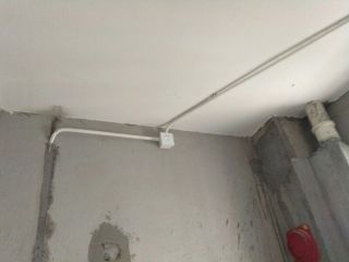 水电线管开槽施工