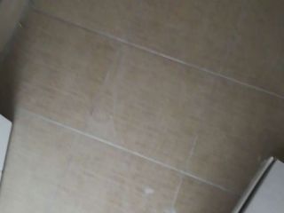 厨房、卫生间墙砖施作