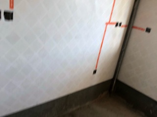 厨房、卫生间墙砖施作