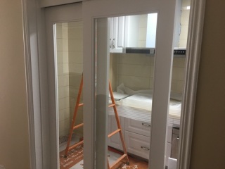 套装门、踢脚线安装