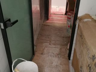 成品门及墙纸铺贴