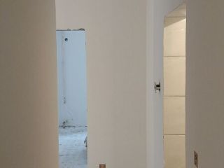 墙、顶面腻子批嵌