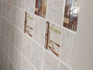 厨房、卫生间墙砖施作