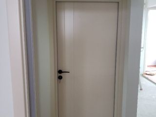成品门及墙纸铺贴