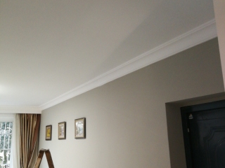 墙、顶面乳胶漆及墙纸铺贴