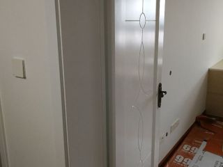 成品门及墙纸铺贴
