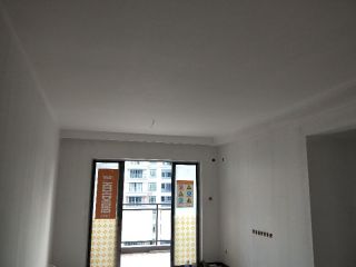 墙、顶面腻子批嵌