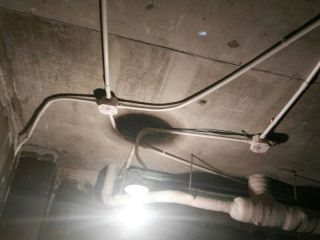 水、电管开槽施作