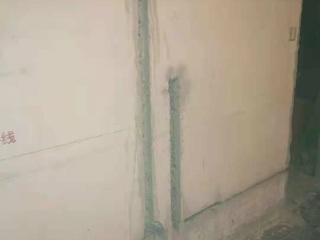 水、电管开槽施作