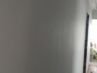 墙、顶面乳胶漆
