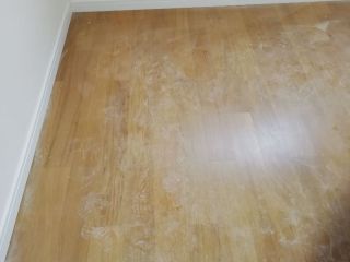 实木复合地板铺设