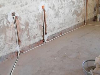 水、电管开槽施作