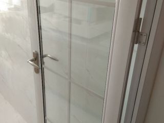 成品门及墙纸铺贴