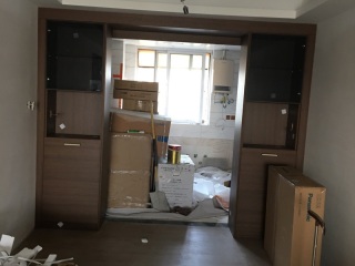 成品门及墙纸铺贴
