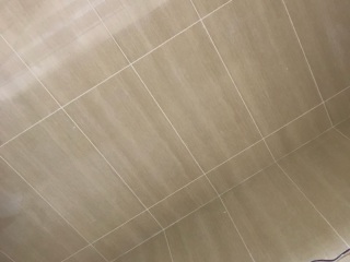 厨房、卫生间墙砖施作