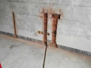 水、电管开槽施作