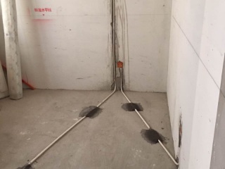 水电线管开槽施工