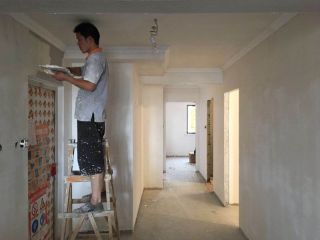 地砖铺贴及地面找平施作