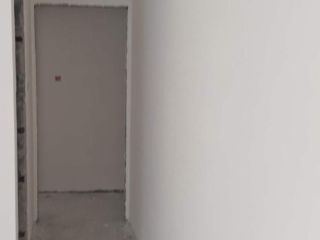 墙、顶面乳胶漆