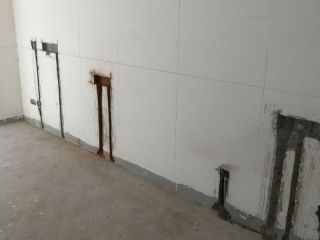 水、电管开槽施作
