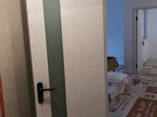 成品门及墙纸铺贴