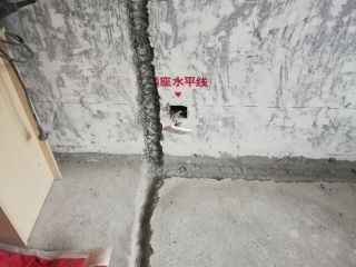 水、电管开槽施工