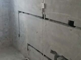 水、电管开槽施作