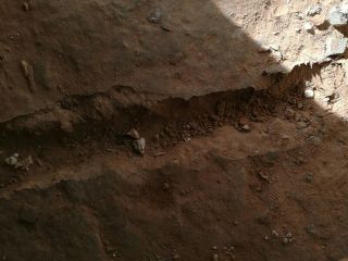 水、电管开槽施作