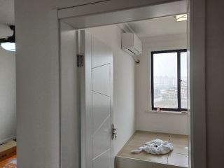 成品门及墙纸铺贴