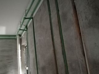 水、电管开槽施工
