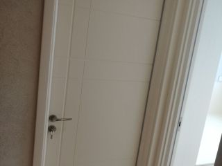 成品门及墙纸铺贴