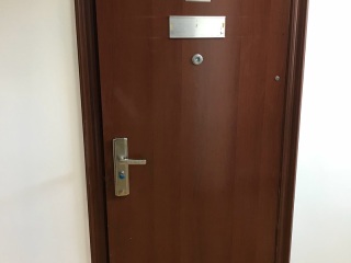 成品门及墙纸铺贴