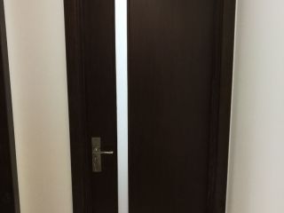 套装门、踢脚线安装
