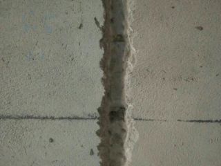 水、电管开槽施作