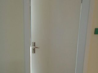 成品门及墙纸铺贴