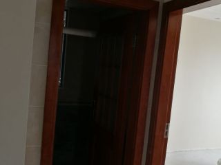 成品门及墙纸铺贴
