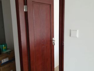 成品门及墙纸铺贴