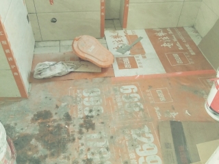 地砖铺贴及地面找平施作