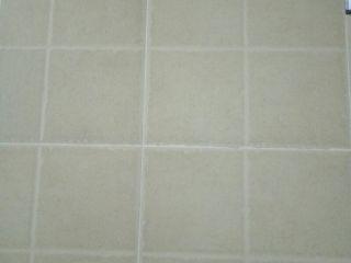 厨房、卫生间墙砖施作