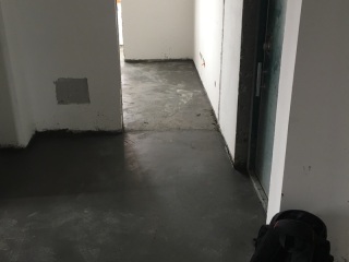 地砖铺贴及地面找平施作