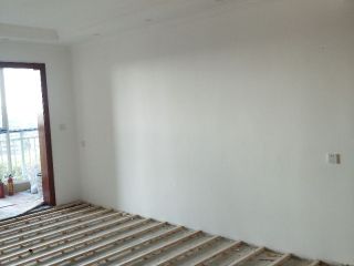 成品门及墙纸铺贴