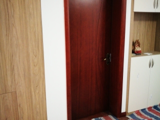 成品门及墙纸铺贴