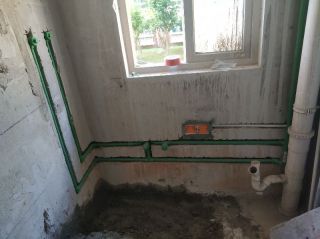 水、电管开槽施工